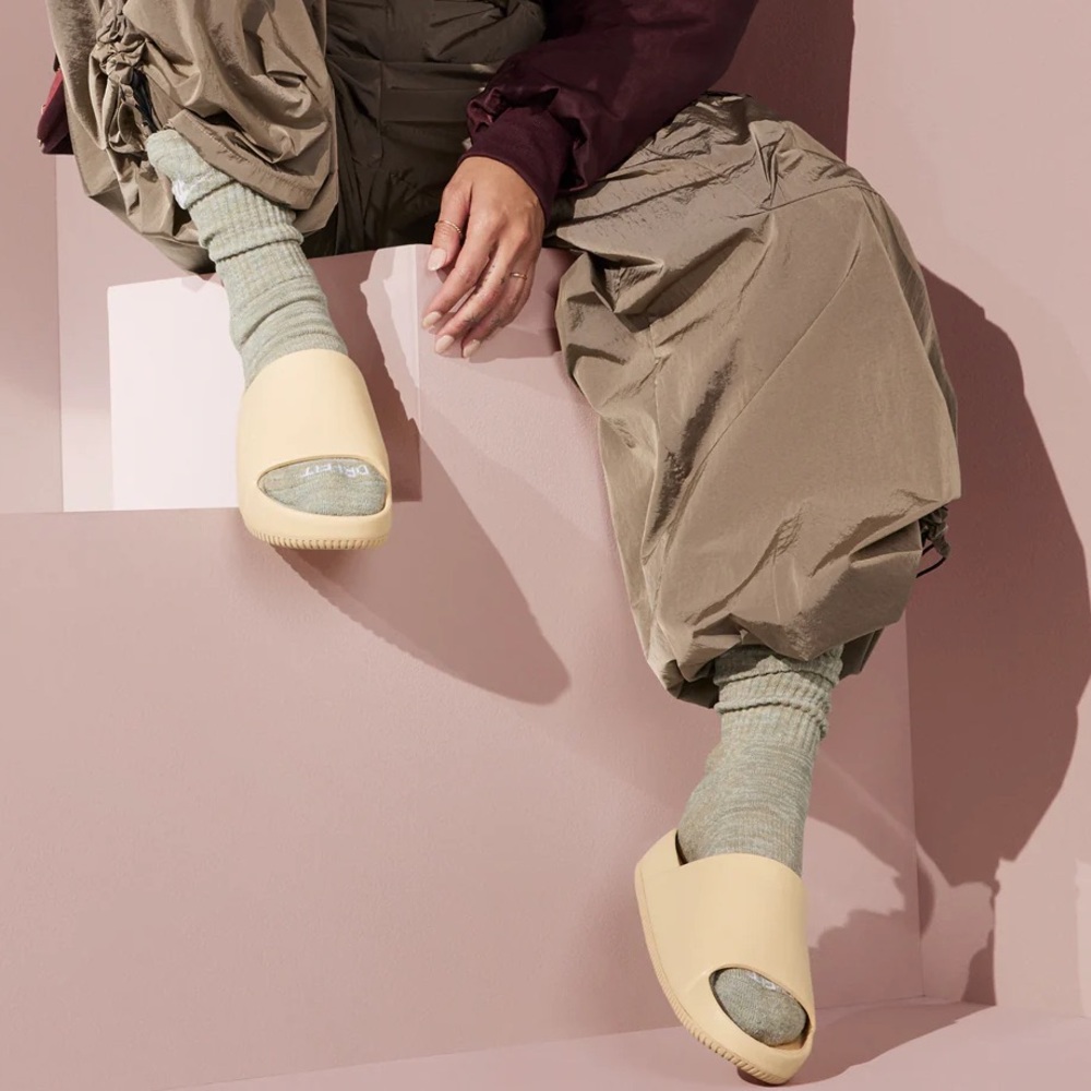 Nike Calm Women’s Slides - Sesame - Picture 2 of 6